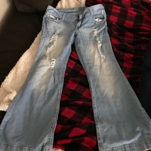 Amethyst distressed jeans